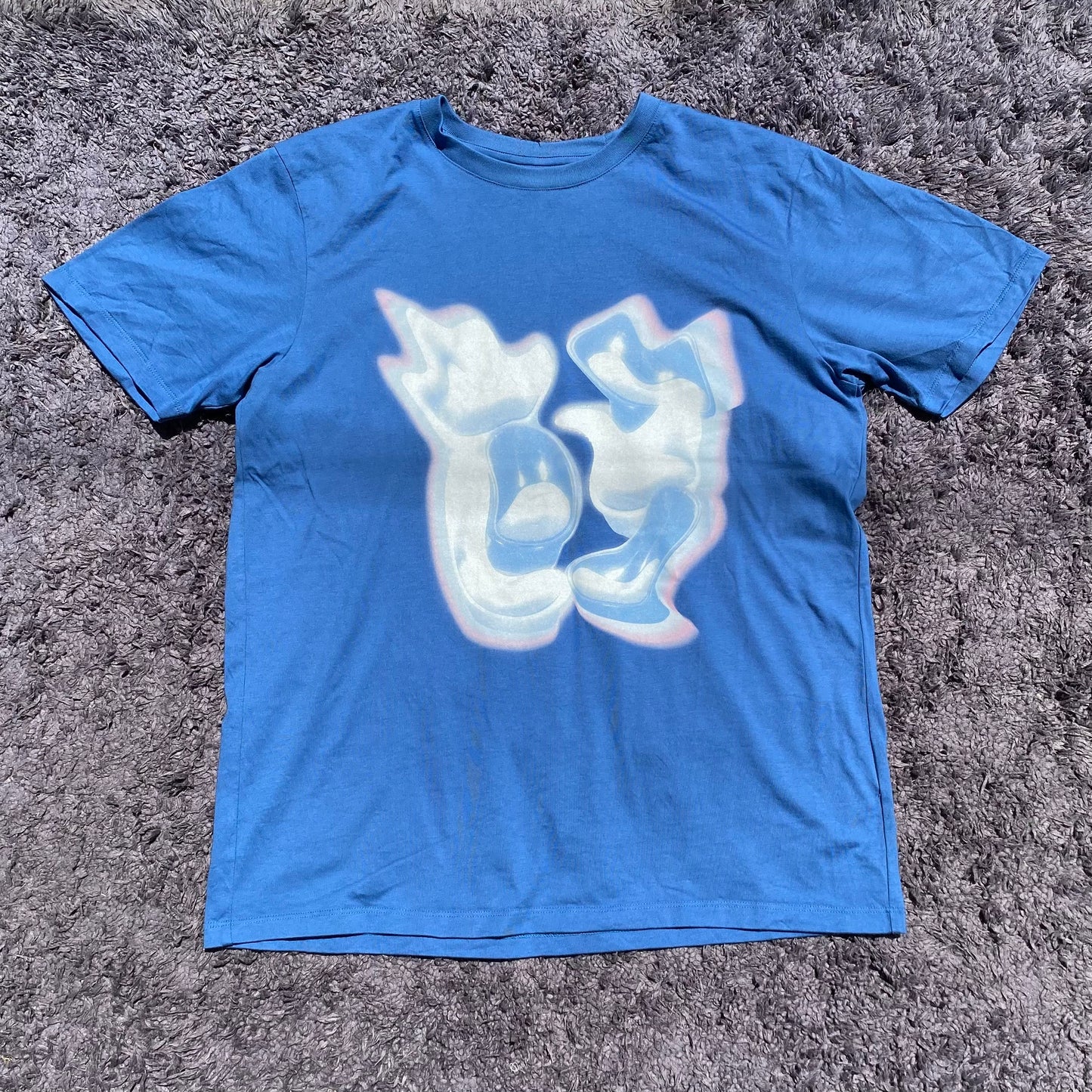 baby blue chairs gala tee