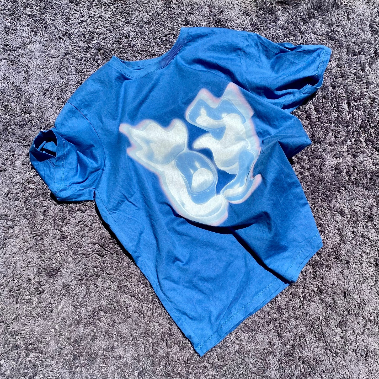 baby blue chairs gala tee