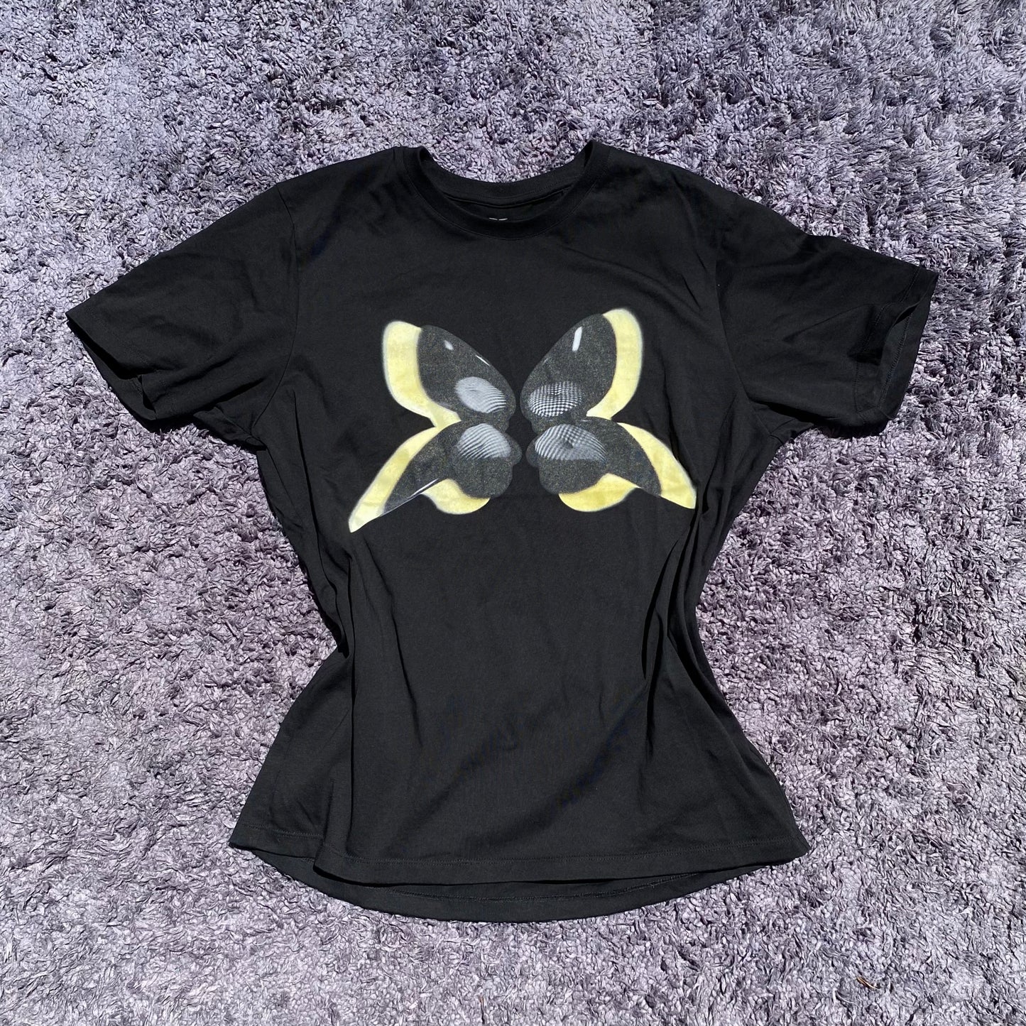 butterfly chairs black tee