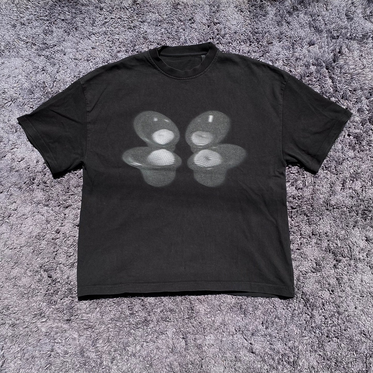 black chairs meeting tee