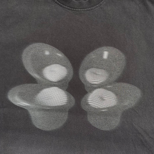 black chairs meeting tee