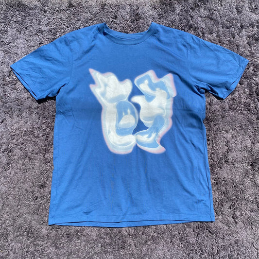 baby blue chairs gala tee